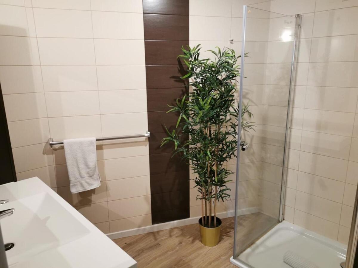 Trendy 2 Bedroom With Private Terrace&parking Apartment